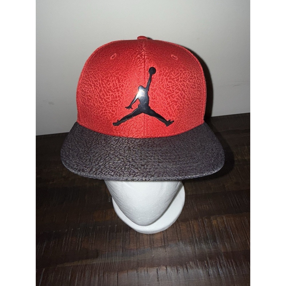 Jordan Nike Y2K Red‎ Black Youth Snapback Hat NEW Crackle - Picture 1 of 6